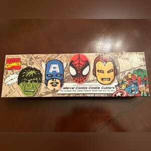 Marvel Comics set of 4 cookie cutters from Williams Sonoma